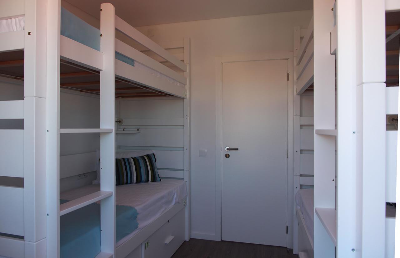 Uau Hostel フィゲイラ・ダ・フォズ エクステリア 写真