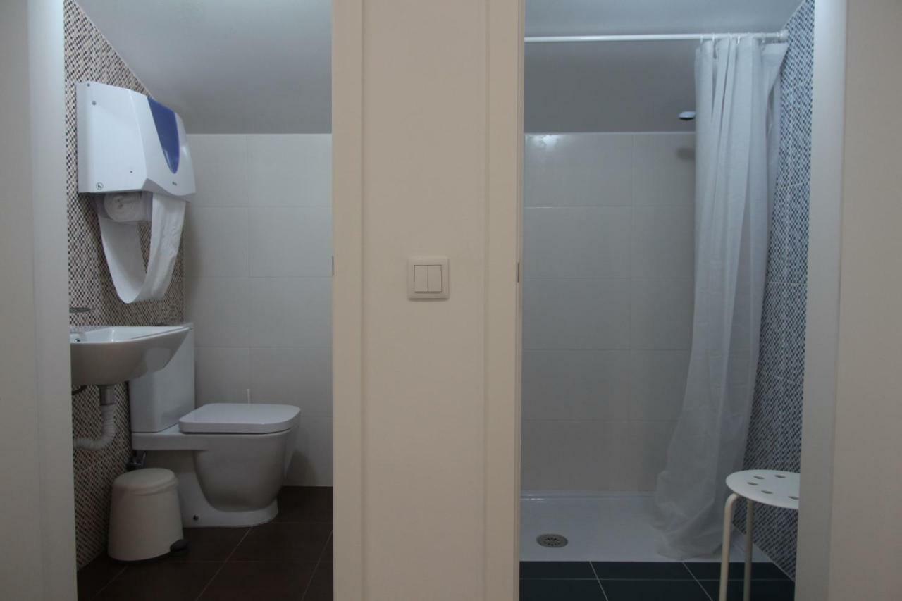 Uau Hostel フィゲイラ・ダ・フォズ エクステリア 写真